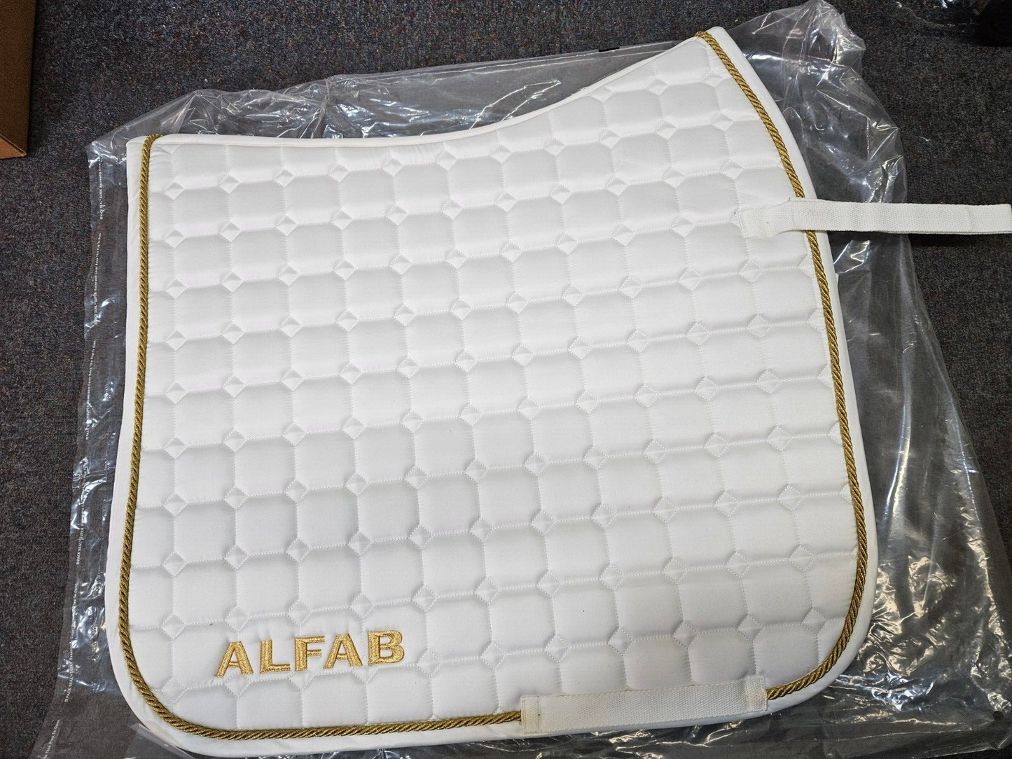 ALFAB SADDLE PAD DRESSAGE CLASSIC ,WHITE , (FULL ) SALE price