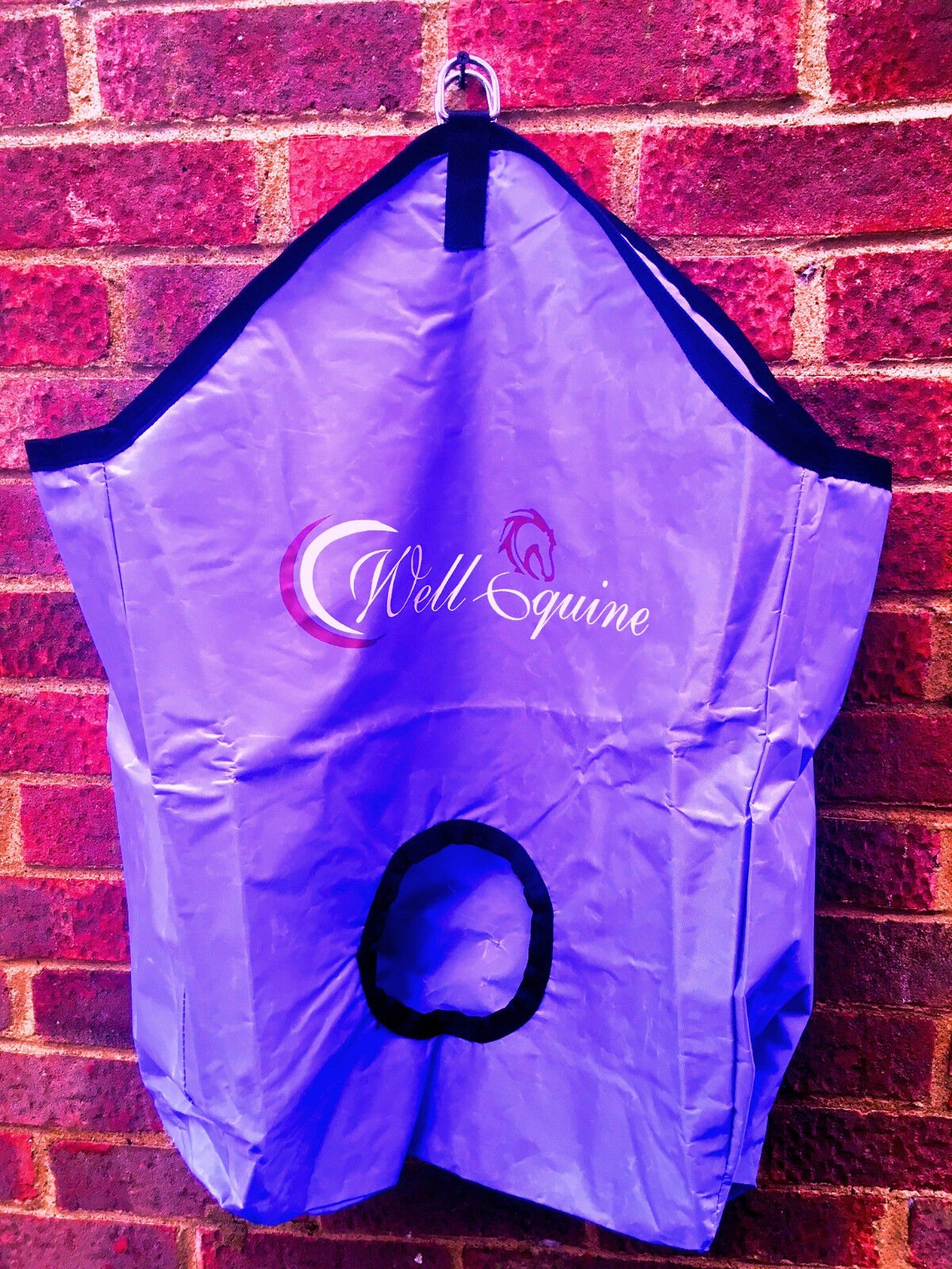 New Water Proof Haynets Haybag Horse Feeding Hay Bag Less Waste choice of colors