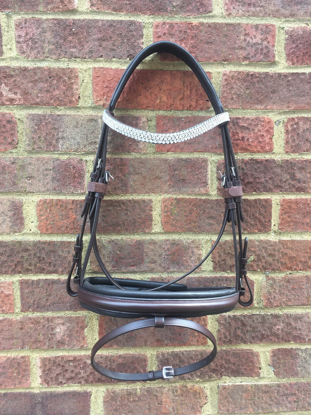 Cwell Equine Snaffle Bridle Zurich With U shape 5 rows Crystal Browband Brown Full(697)