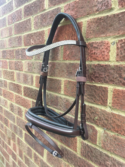 Cwell Equine Snaffle Bridle Zurich With U shape 5 rows Crystal Browband Brown Full(697)